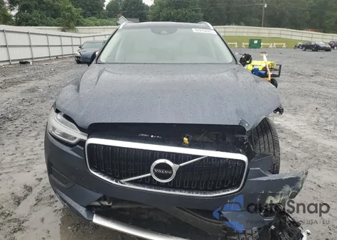 2018 Volvo Xc60 T5 Momentum z USA, uszkodzony, nr VIN YV4102RKXJ1057965